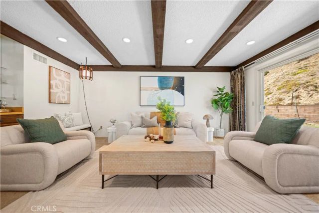 915 Kilmary, Glendale, CA 91207