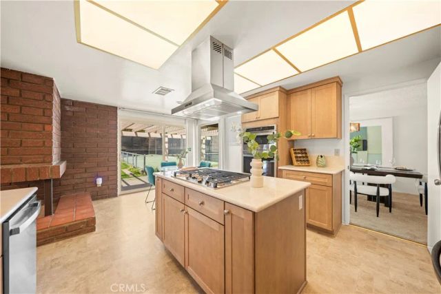 915 Kilmary, Glendale, CA 91207