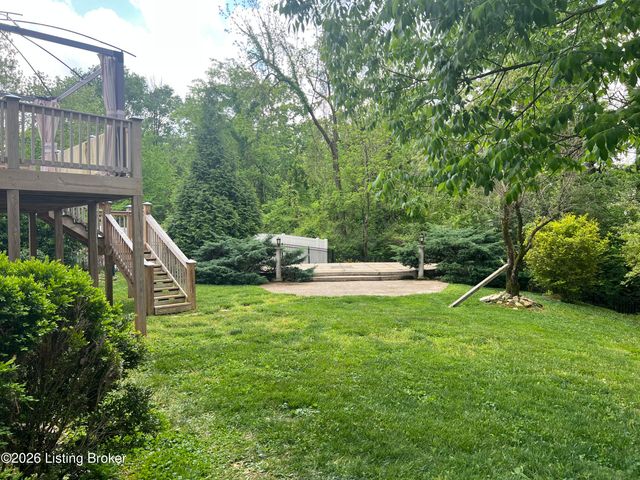 6006 Ledgerock Cove Pl, Louisville, KY 40219