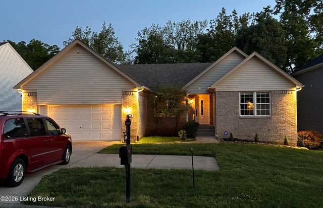 6006 Ledgerock Cove Pl, Louisville, KY 40219