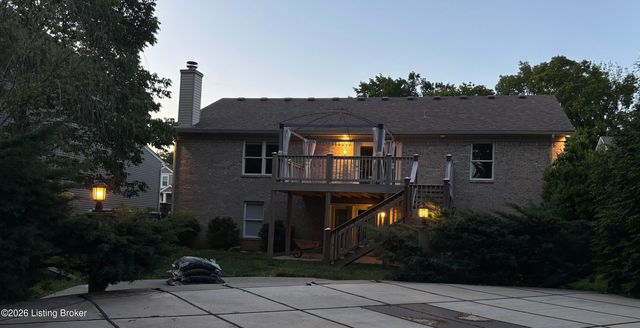 6006 Ledgerock Cove Pl, Louisville, KY 40219