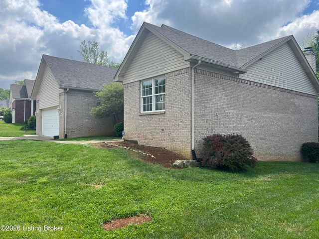 6006 Ledgerock Cove Pl, Louisville, KY 40219