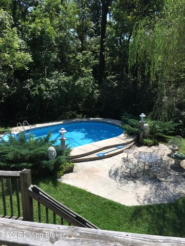 6006 Ledgerock Cove Pl, Louisville, KY 40219