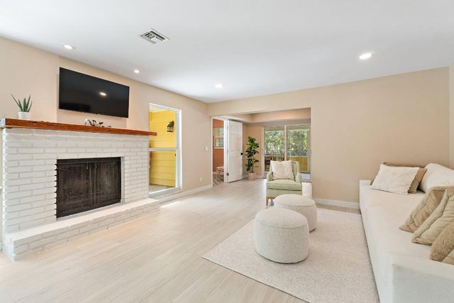 17375 Thunder Road, Jupiter, FL 33478