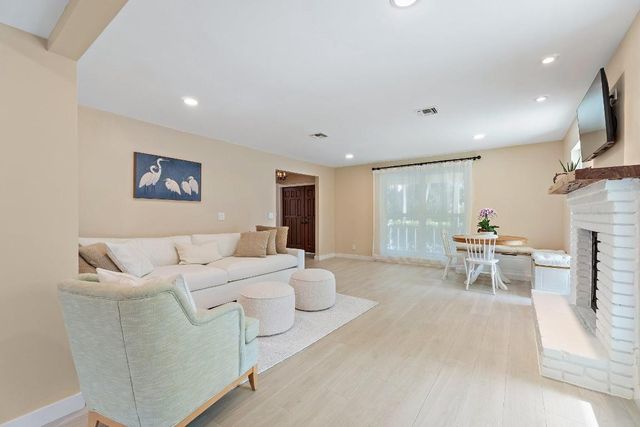 17375 Thunder Road, Jupiter, FL 33478