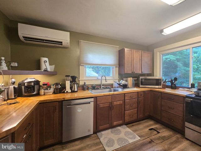 7720 COURTHOUSE RD, Spotsylvania, VA 22551