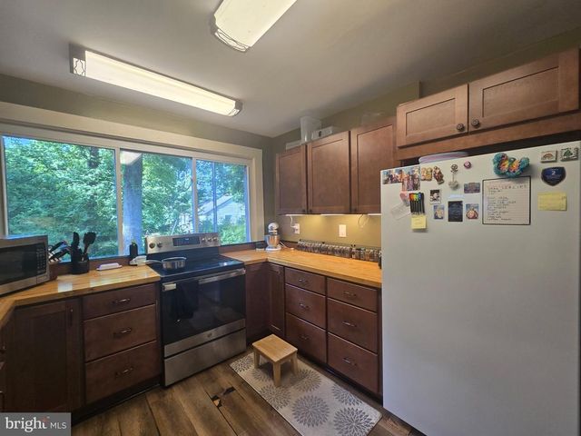 7720 COURTHOUSE RD, Spotsylvania, VA 22551