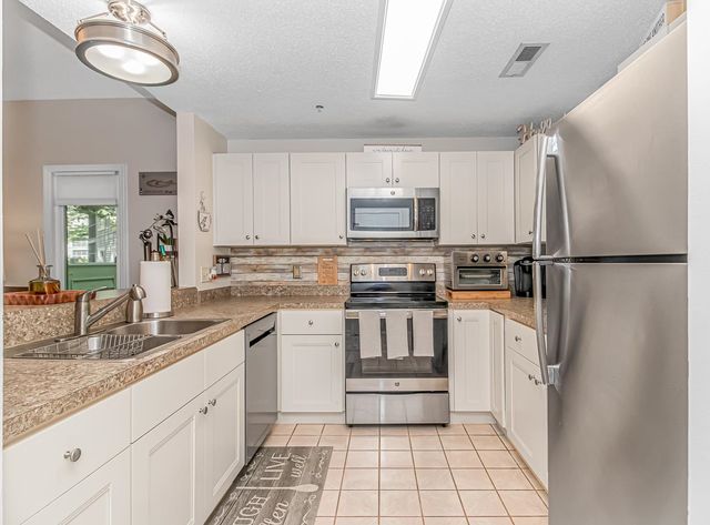1221 Tidewater Dr Apt 311, North Myrtle Beach, SC 29582