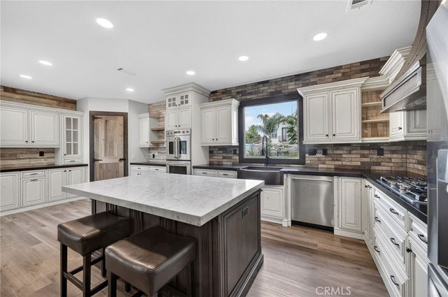 46267 Sawtooth Lane, Temecula, CA 92592