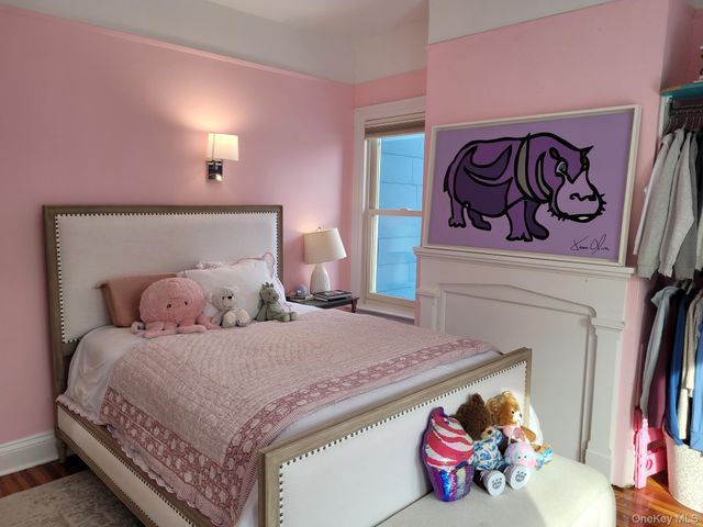 41 Hilton Avenue, Garden City, NY 11530