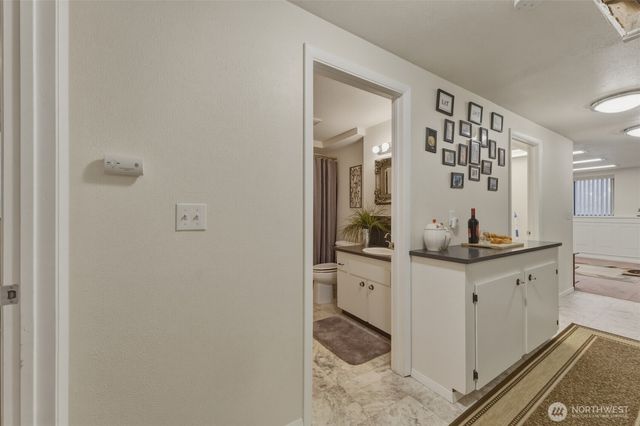 1140 SE Colonial Drive, College Place, WA 99362