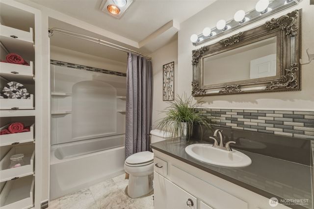 1140 SE Colonial Drive, College Place, WA 99362