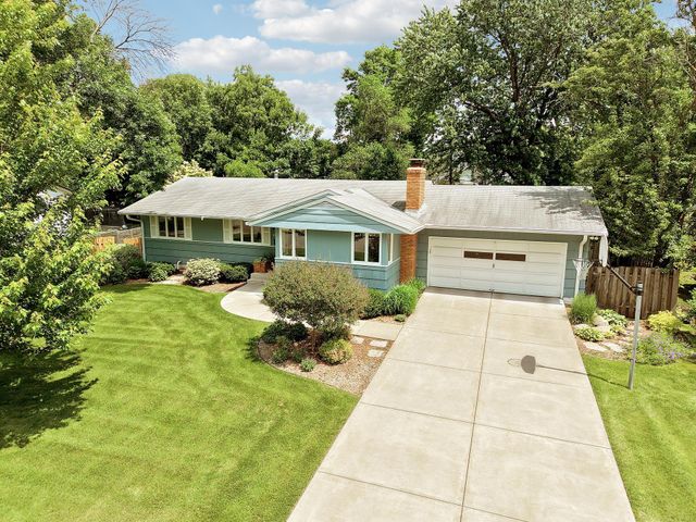4105 Monterey Avenue, Edina, MN 55416