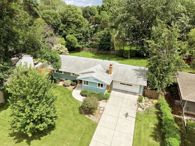 4105 Monterey Avenue, Edina, MN 55416