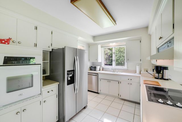 4105 Monterey Avenue, Edina, MN 55416