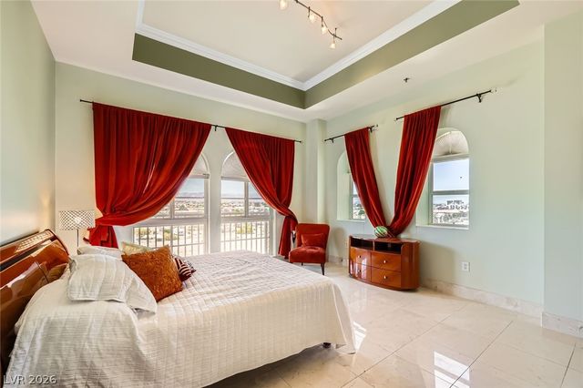 2455 West Serene Avenue 923, Las Vegas, NV 89123