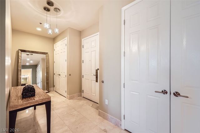 2455 West Serene Avenue 923, Las Vegas, NV 89123