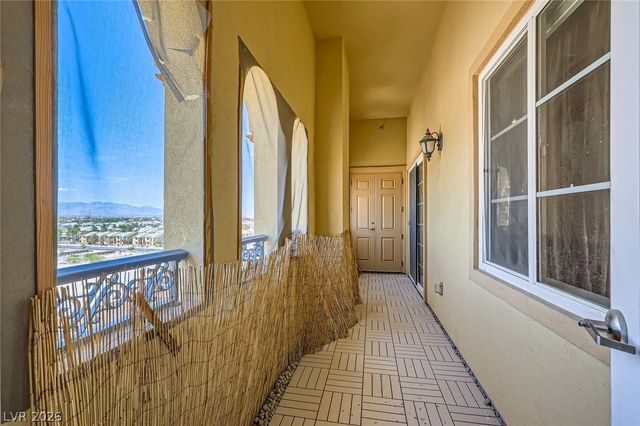 2455 West Serene Avenue 923, Las Vegas, NV 89123