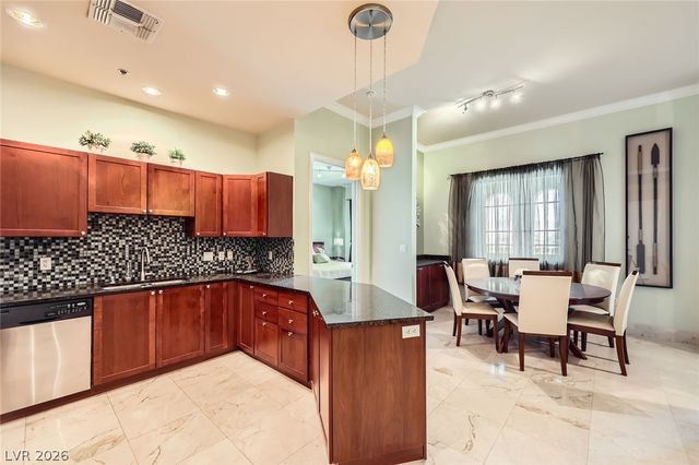 2455 West Serene Avenue 923, Las Vegas, NV 89123