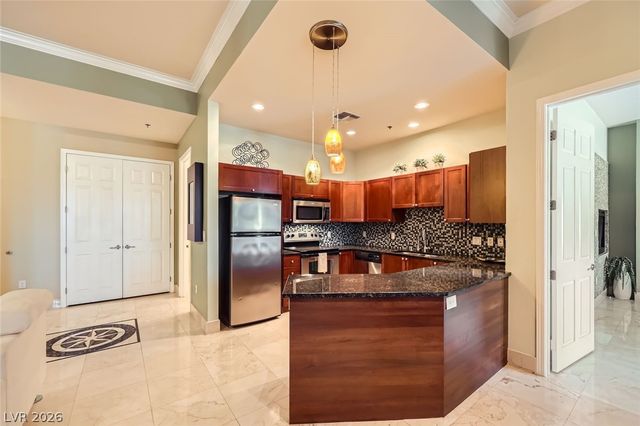 2455 West Serene Avenue 923, Las Vegas, NV 89123