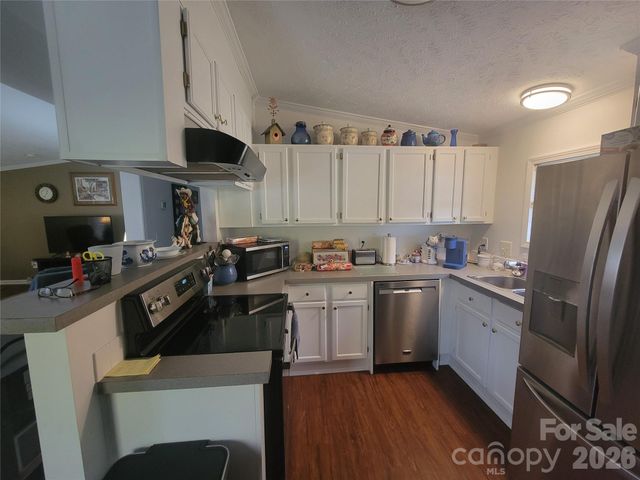 131 Dahlia Lane, Waynesville, NC 28785