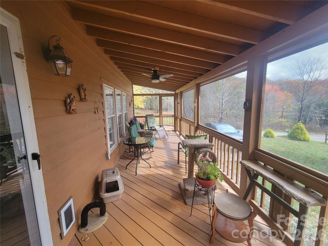 131 Dahlia Lane, Waynesville, NC 28785