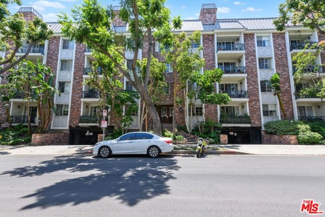 1375 Kelton Avenue 108, Los Angeles, CA 90024