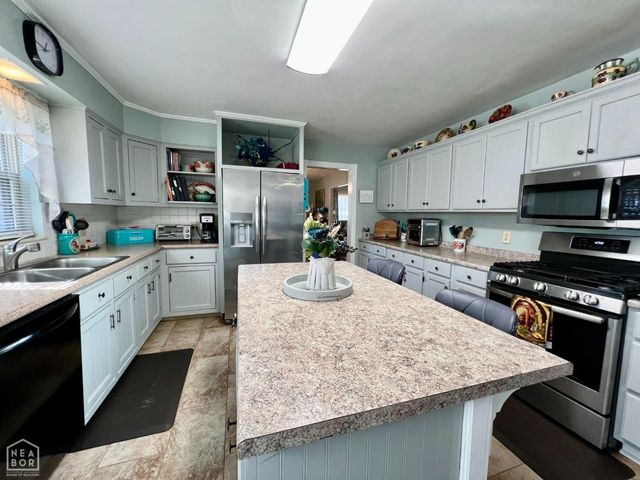 1300 N 6th Street, Blytheville, AR 72315