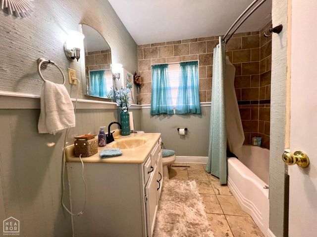 1300 N 6th Street, Blytheville, AR 72315
