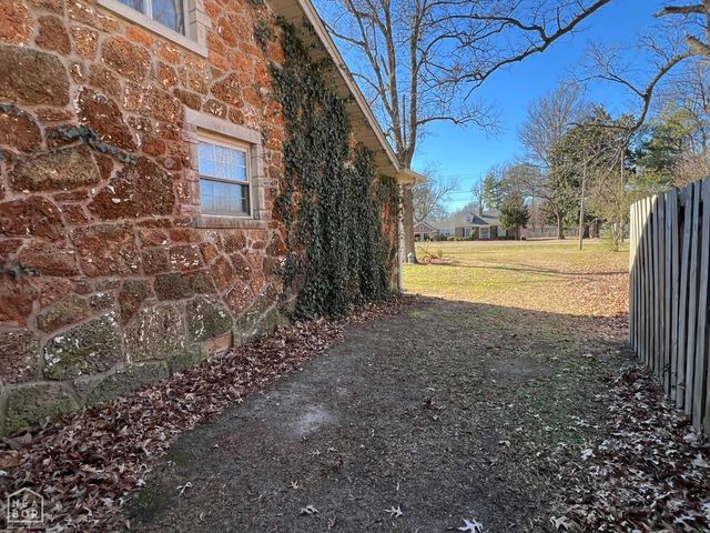 1300 N 6th Street, Blytheville, AR 72315