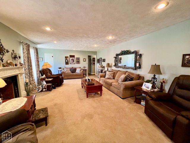 1300 N 6th Street, Blytheville, AR 72315