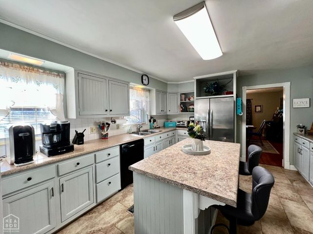 1300 N 6th Street, Blytheville, AR 72315