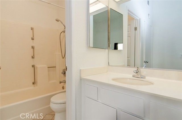 22 Aruba, Laguna Niguel, CA 92677