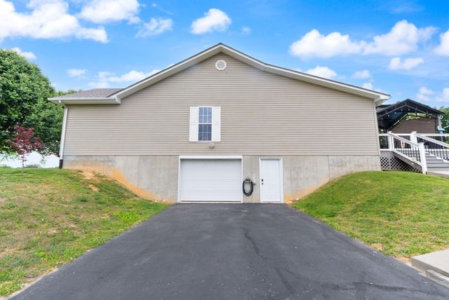 5764 E Kentucky 619, Russell Springs, KY 42642