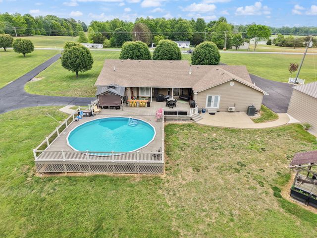 5764 E Kentucky 619, Russell Springs, KY 42642