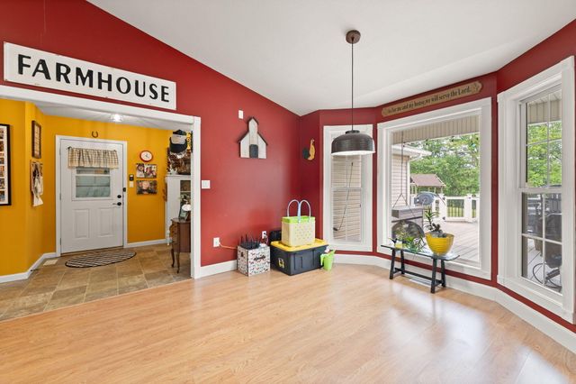5764 E Kentucky 619, Russell Springs, KY 42642
