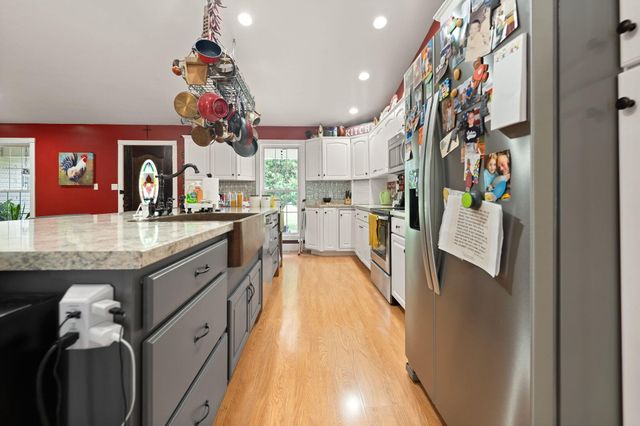 5764 E Kentucky 619, Russell Springs, KY 42642