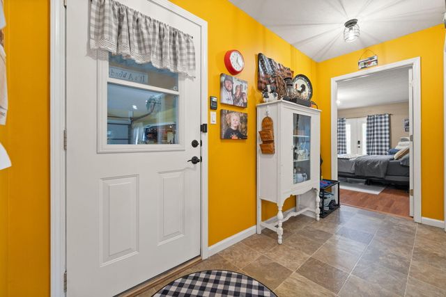5764 E Kentucky 619, Russell Springs, KY 42642