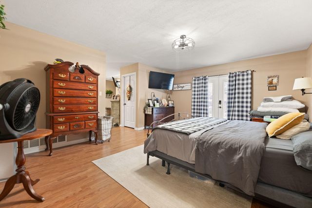 5764 E Kentucky 619, Russell Springs, KY 42642