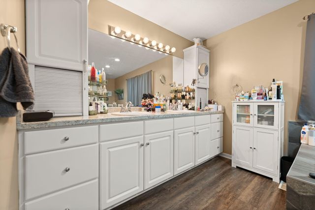 5764 E Kentucky 619, Russell Springs, KY 42642
