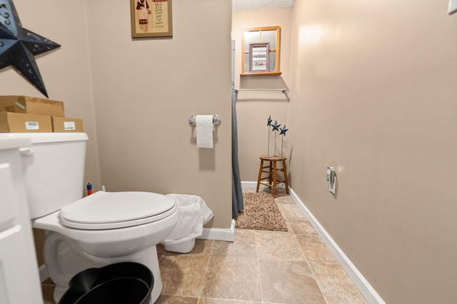 5764 E Kentucky 619, Russell Springs, KY 42642