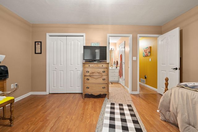 5764 E Kentucky 619, Russell Springs, KY 42642