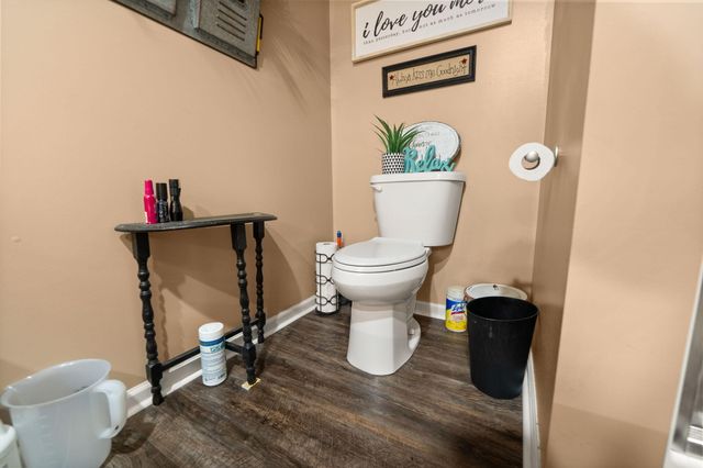 5764 E Kentucky 619, Russell Springs, KY 42642