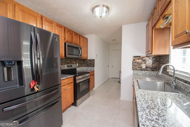 130 Gales Way, Newnan, GA 30263
