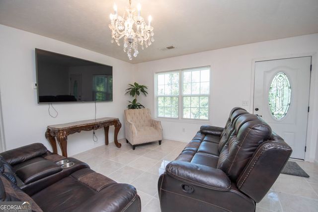 130 Gales Way, Newnan, GA 30263