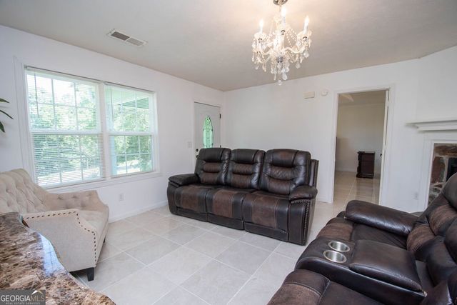130 Gales Way, Newnan, GA 30263
