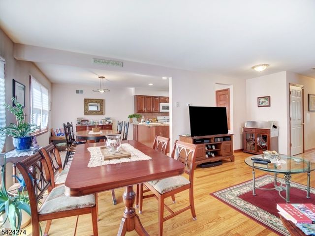 36 N 21St St, Kenilworth Boro, NJ 07033