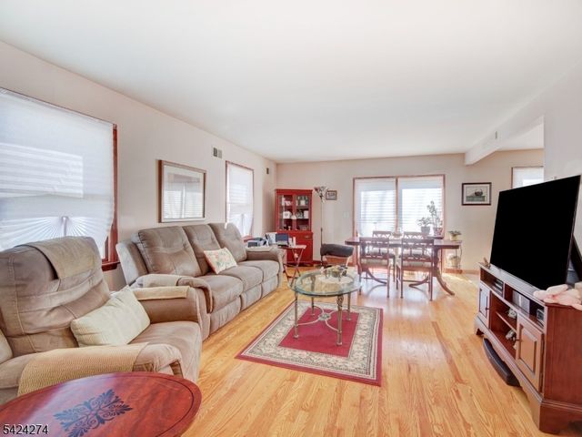 36 N 21St St, Kenilworth Boro, NJ 07033