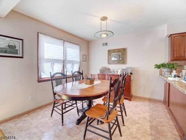 36 N 21St St, Kenilworth Boro, NJ 07033