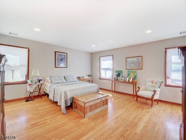 36 N 21St St, Kenilworth Boro, NJ 07033